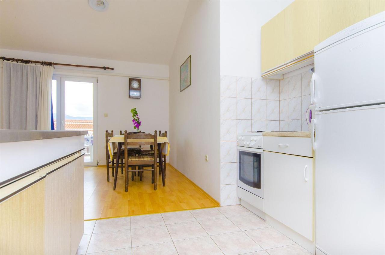 Apartments Milka Slatine Luaran gambar