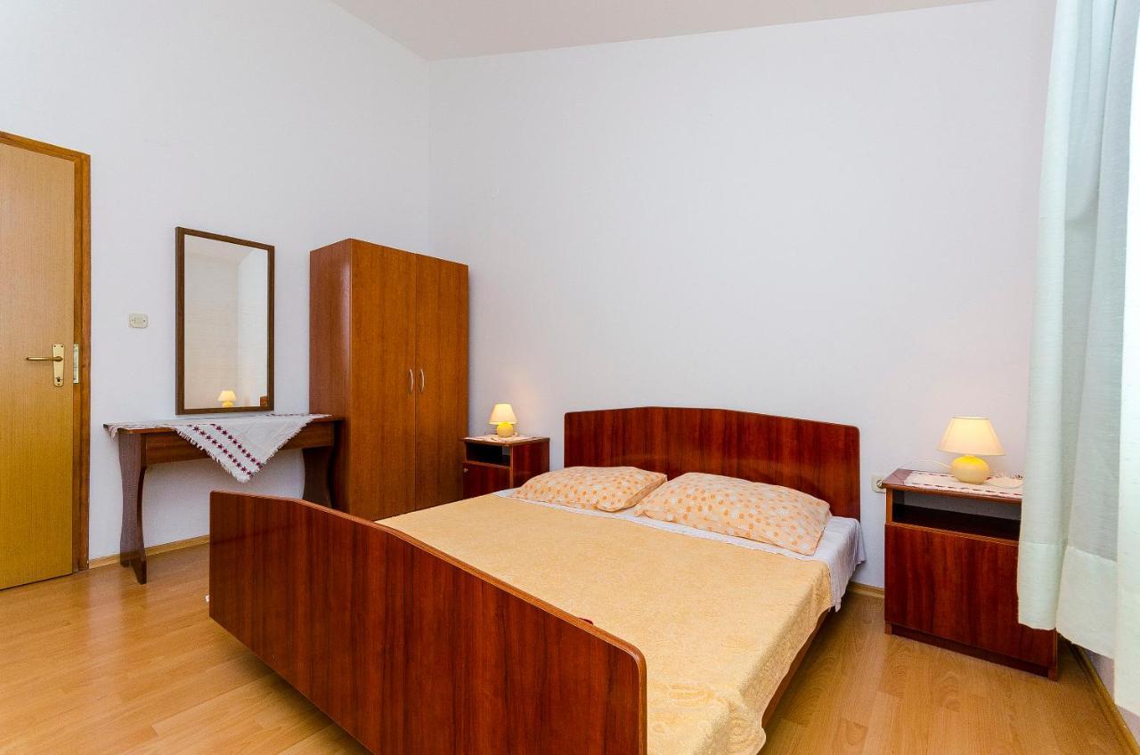 Apartments Milka Slatine Luaran gambar