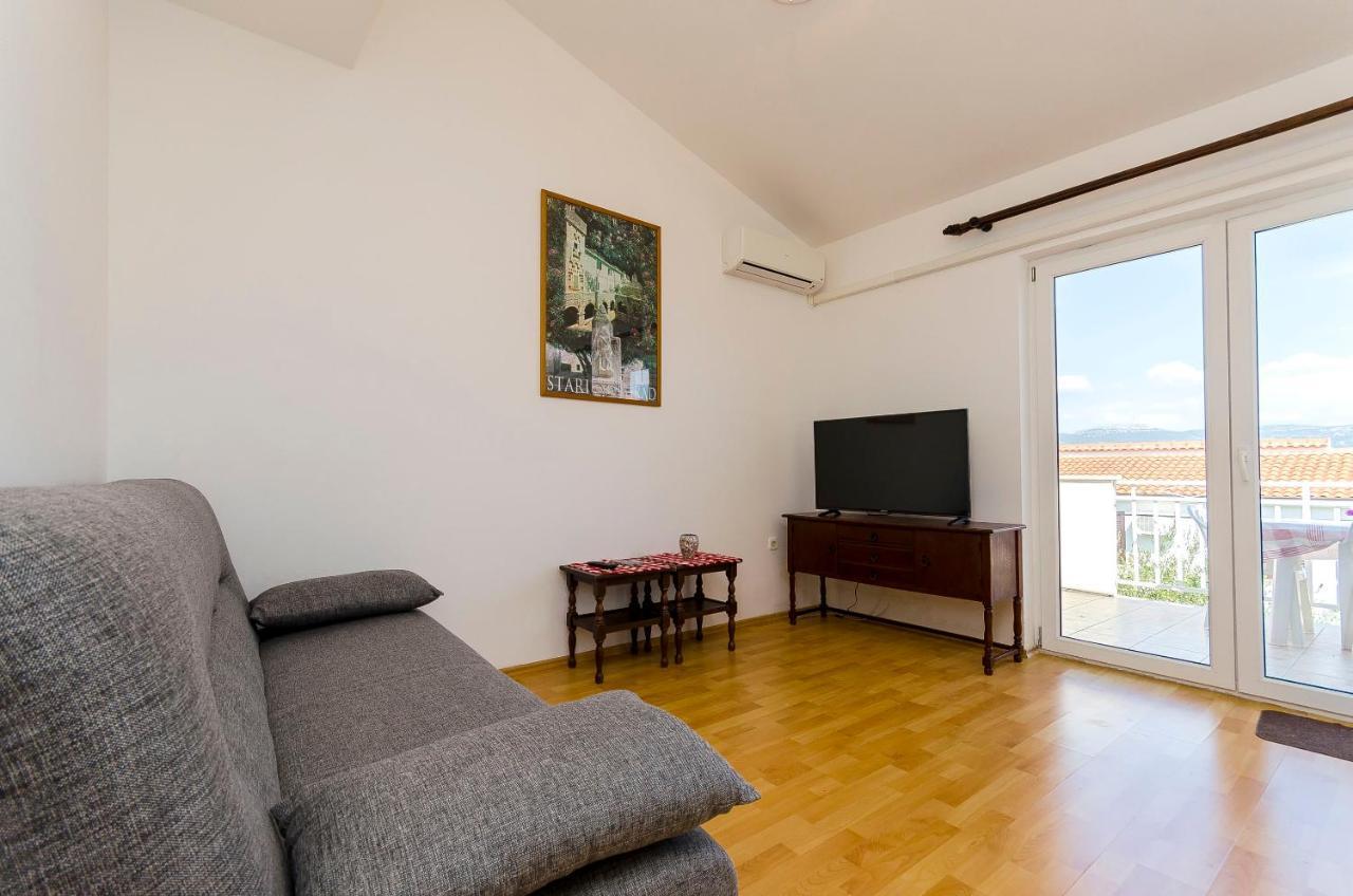 Apartments Milka Slatine Luaran gambar