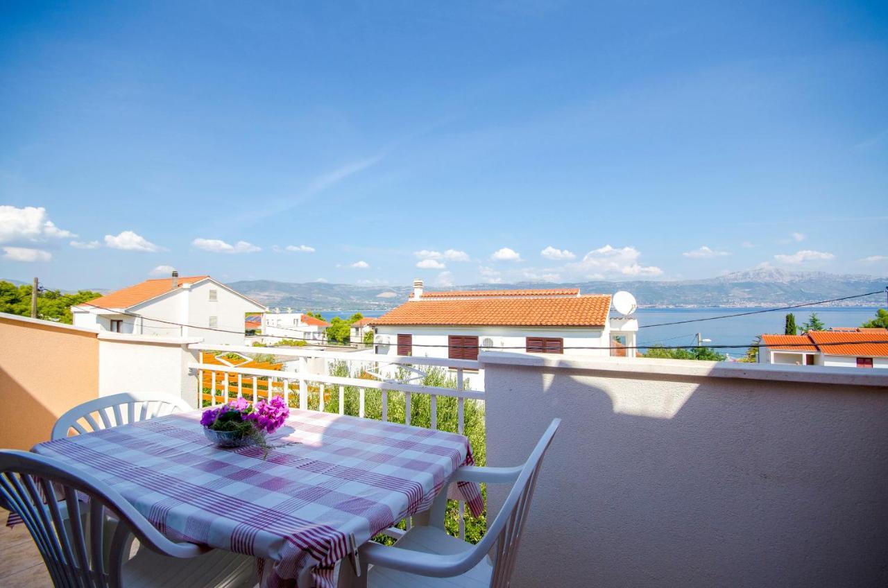 Apartments Milka Slatine Luaran gambar