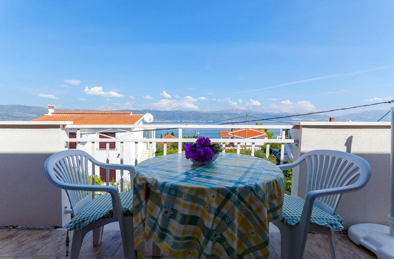 Apartments Milka Slatine Luaran gambar