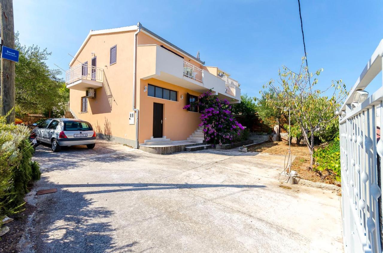 Apartments Milka Slatine Luaran gambar